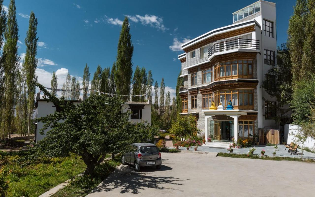 Hotel Reenam Leh Exterior photo